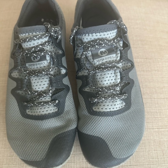 Merrell Women Gray and Black Athletic Shoes size 8 - Picture 2 of 7